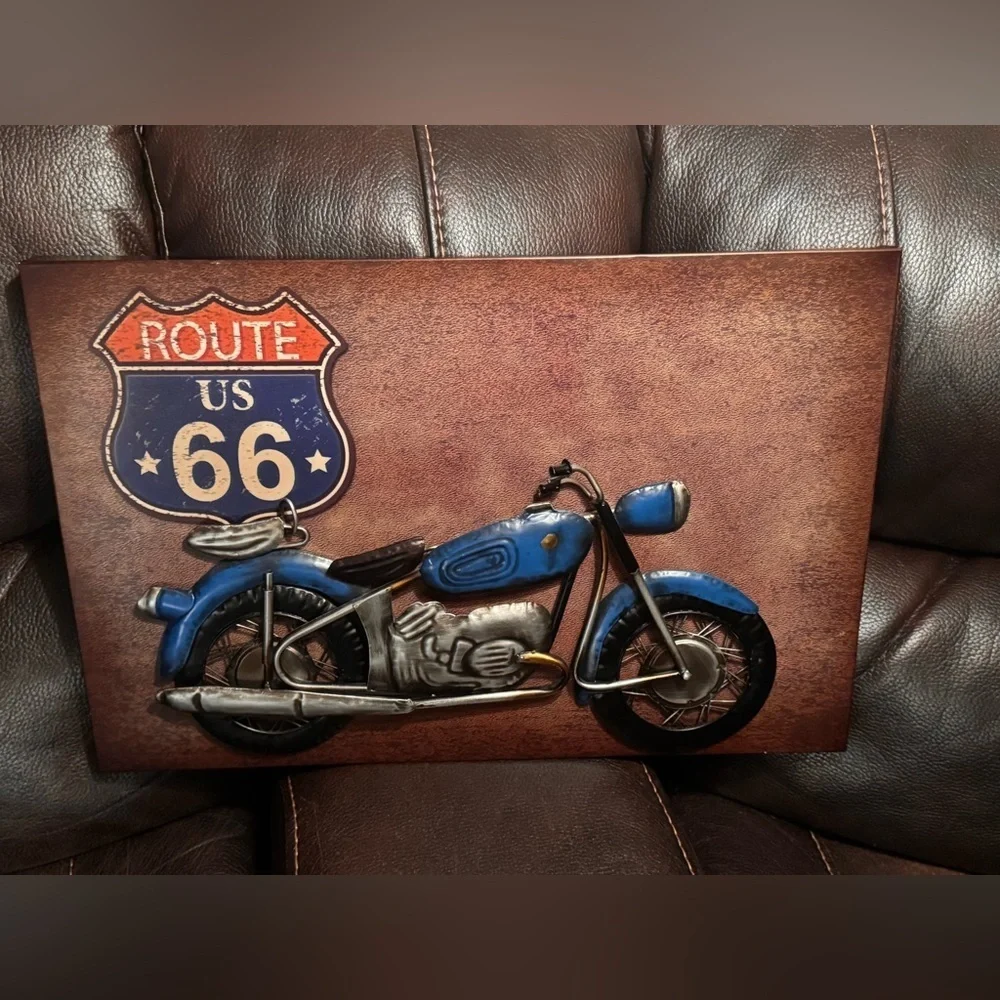 DecMode Rustic Route 66 Metal Wall Decor, 24